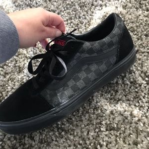 Men’s Black and Gray Checkered Vans EUC